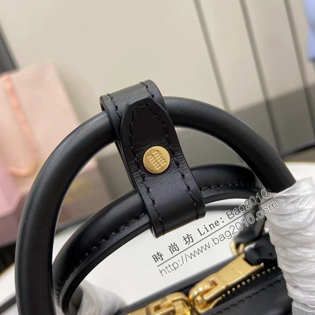 MIU MIU專櫃繆繆經典款迷你保齡球包Arcadie皮革迷你手袋 jh2842型號：5BP088